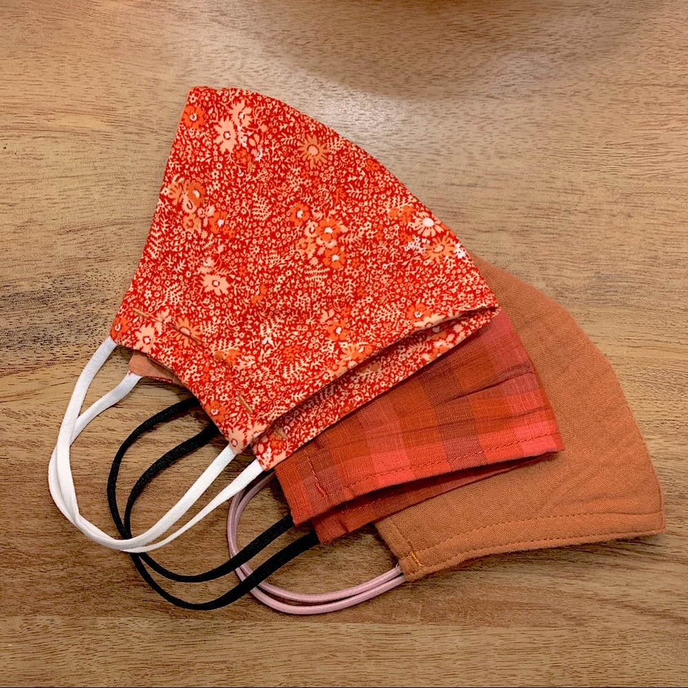 NWT Target Fall Holiday Red & Orange Face Masks ✨